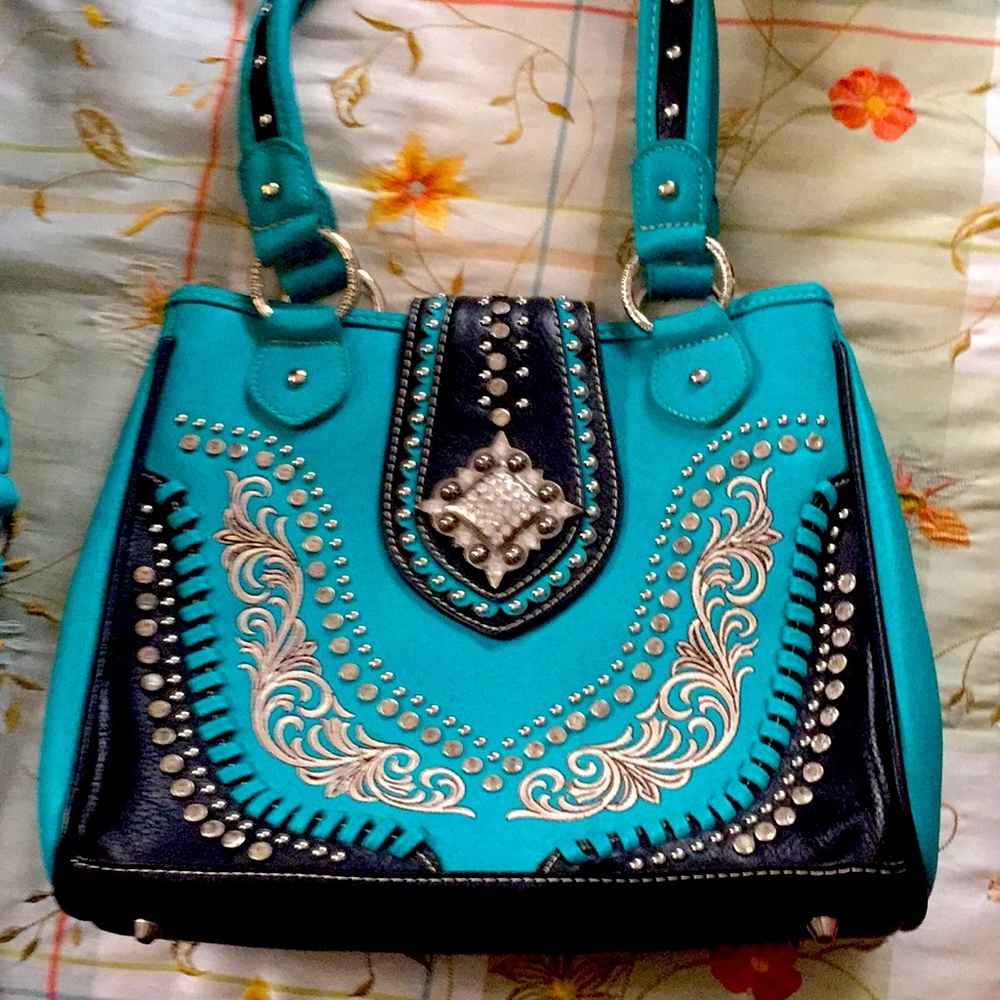 Beautiful Montana west bag new